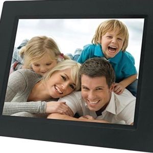 7-Inch LCD Digital Photo Frame with LED Backlight -Black